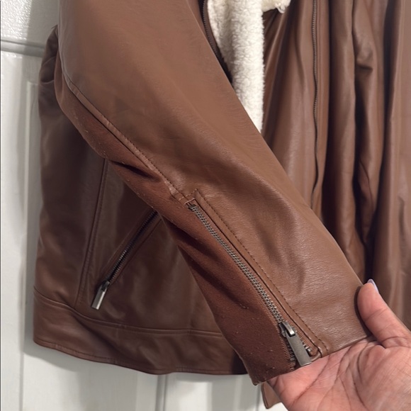 Torrid Cream Teddy Jacket Plush Cozy Outerwear - Picture 3 of 7